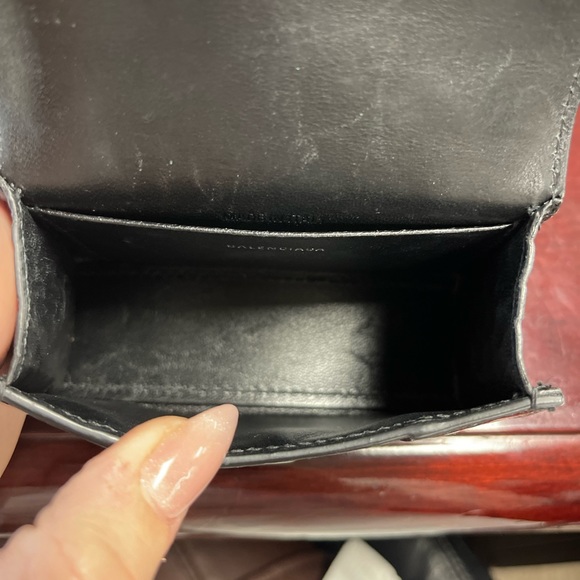 Balenciaga hourglass mini handbag with chain crocodile embossed in black - Picture 3 of 10